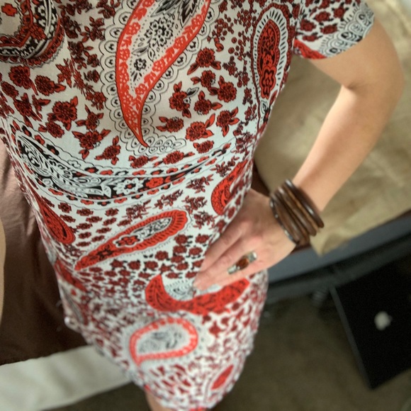 GLAMOROUS Paisley Shift Dress - Picture 6 of 6